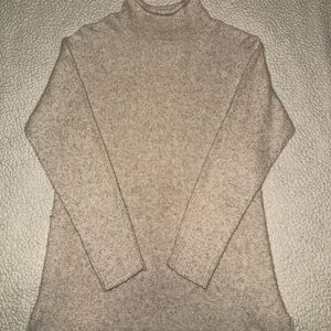 Banana Republic Women's Beige Turtleneck Sweater